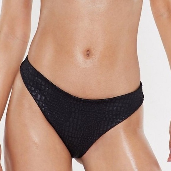 Nasty Gal Other - Nasty Gal Faux Black Croc-Skin Bikini Bottoms